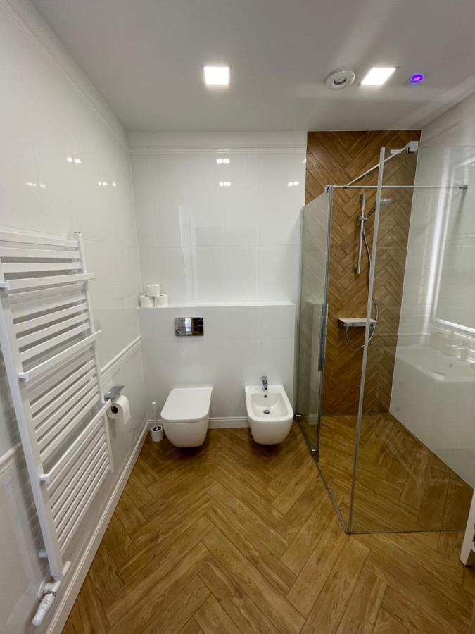 Route 7 Rooms Myslenice Bagian luar foto