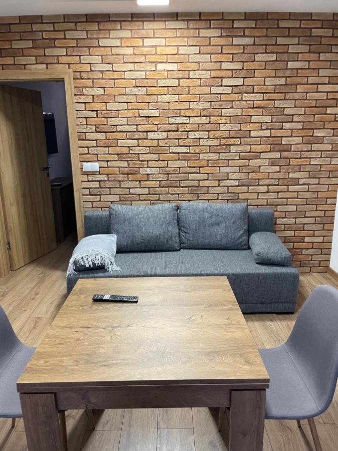 Route 7 Rooms Myslenice Bagian luar foto
