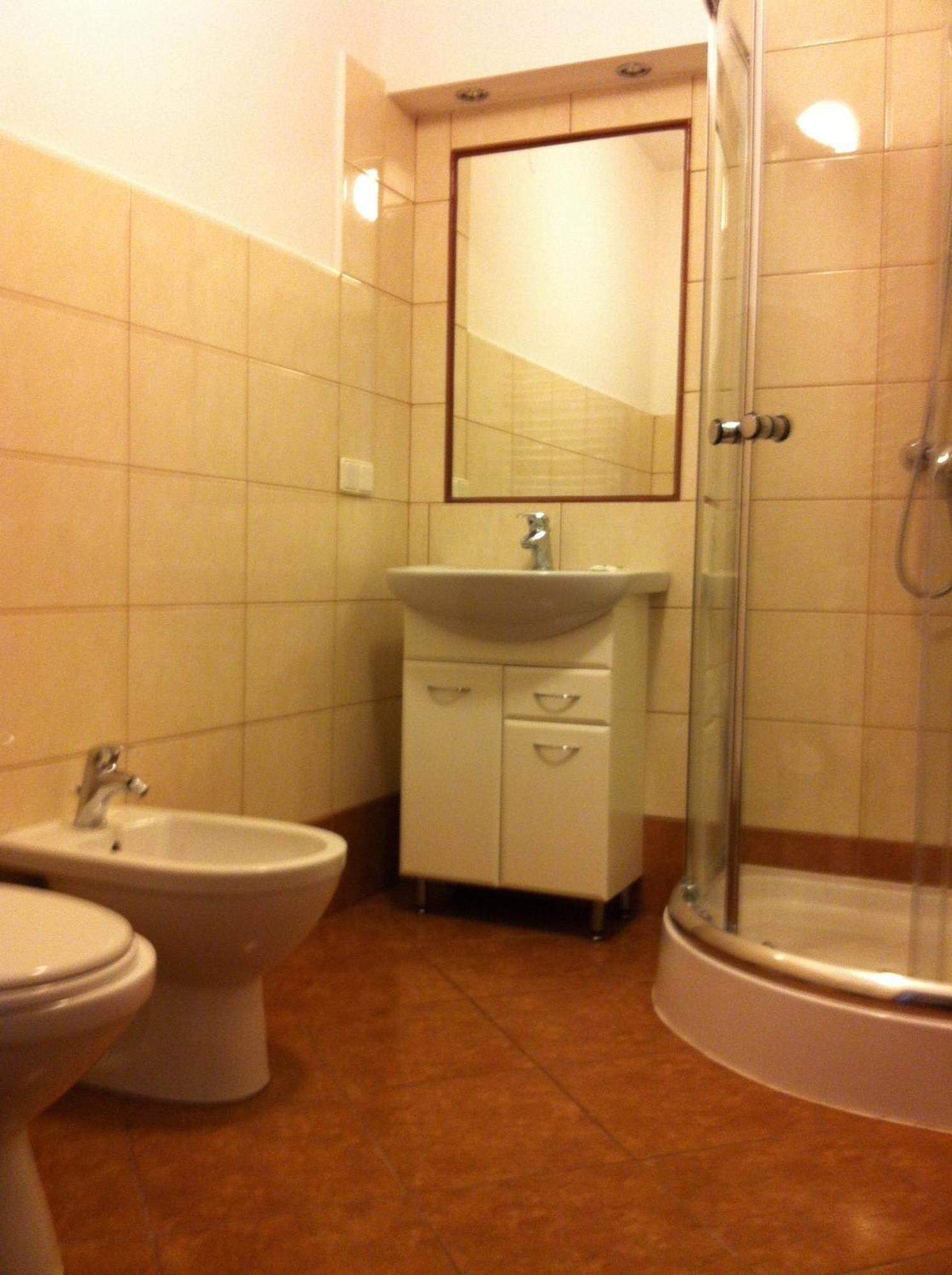 Route 7 Rooms Myslenice Bagian luar foto